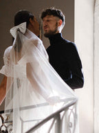 Nœud pour cheveux en satin avec perles