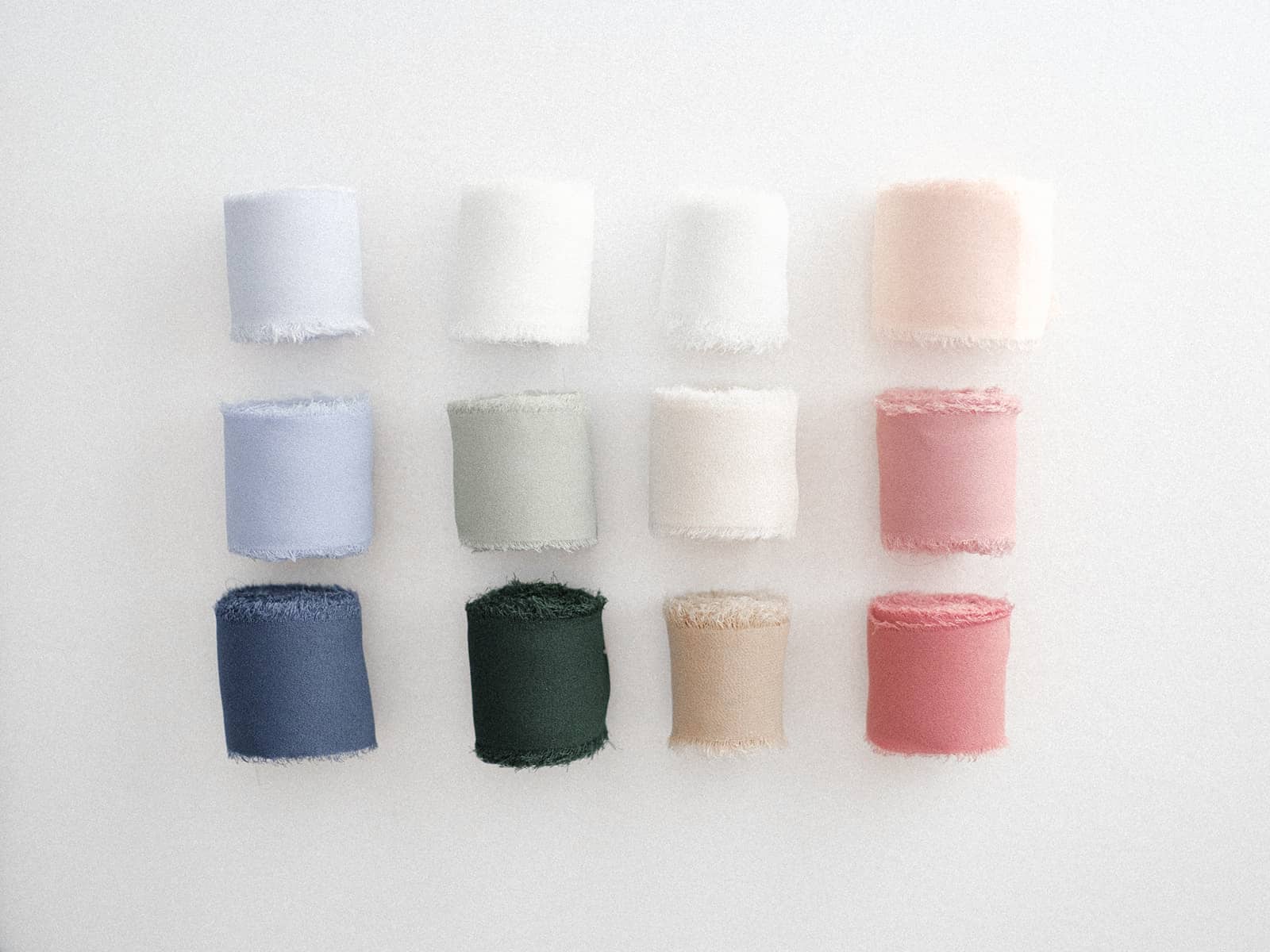 Ruban bouquet de mariée – Personnalisable & brodé à la main (les deux côtés brodés) - MANON PONSON