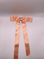 Nœud en satin pour cheveux – EVJF & mariage | Accessoire Team Bride