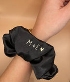 Chouchous en satin brodé – Accessoires cheveux EVJF et mariage