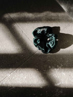 Chouchou en satin personnalisé – Brodé à la main