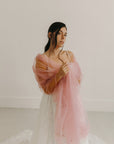 Voile de mariée coloré – Poème & fleurs en soie