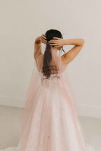 Voile de mariée coloré – Poème & fleurs en soie