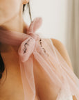 Ruban multi-usage en tulle brodé