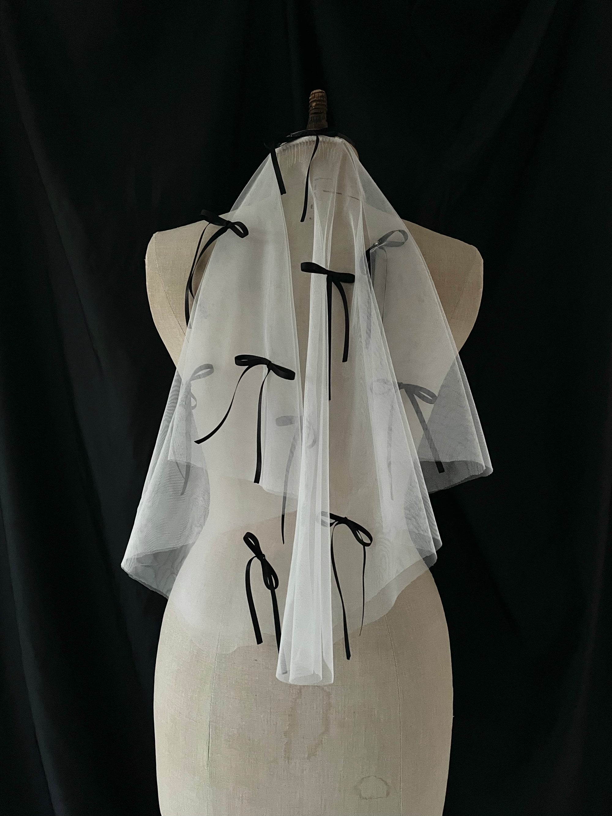 Voile EVJF – Accessoire EVJF nœuds satin brodés | Team Bride