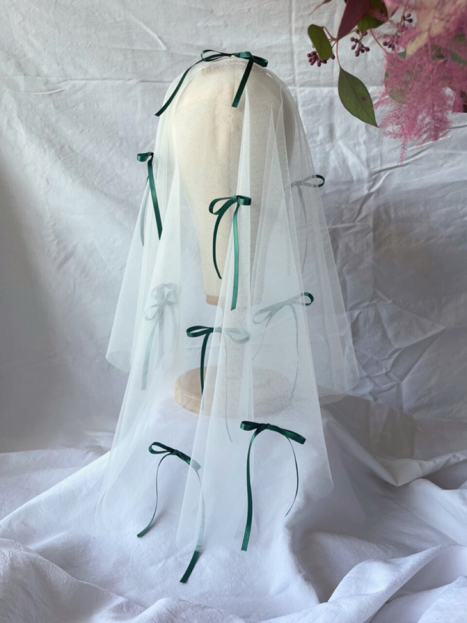 Mini voile EVJF en tulle – Accessoire mariage avec nœuds satin brodés | Team Bride